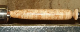 Turn the handle to a comfortable fit 