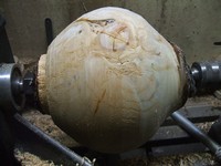 wodturning tip: cracking branch ends